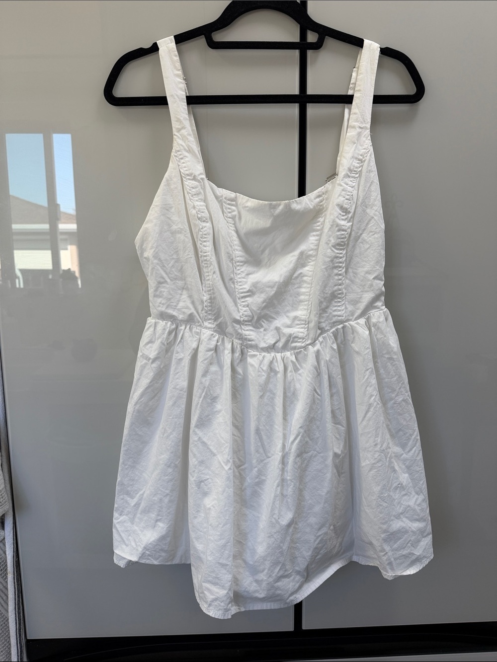 Lulu's White Smocked Waist skort